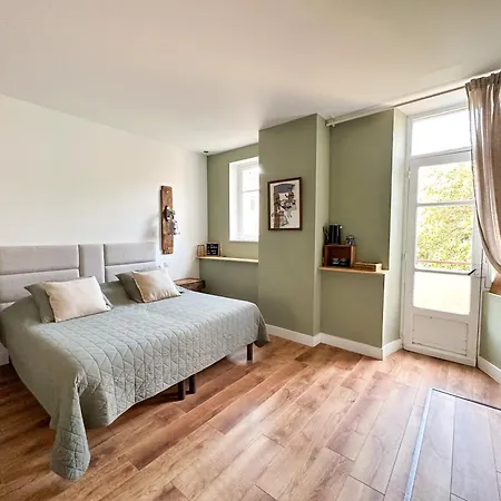 לינה וארוחת בוקר Maison Magnolia - Chambres D'Hotes