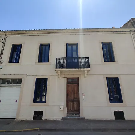לינה וארוחת בוקר Maison Magnolia - Chambres D'Hotes קרקסון