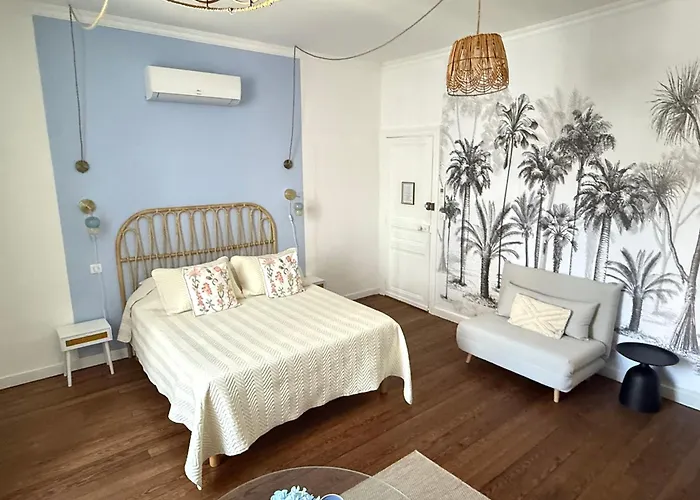 D'hotes - Le Magnolia Bed & Breakfast 4*